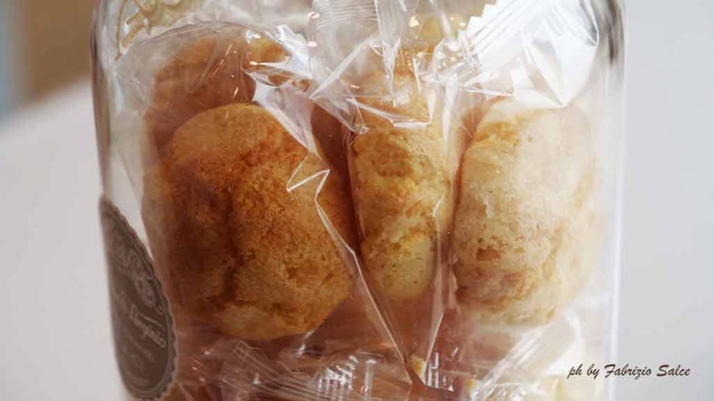 deliziosi-amaretti-di-mombaruzzo