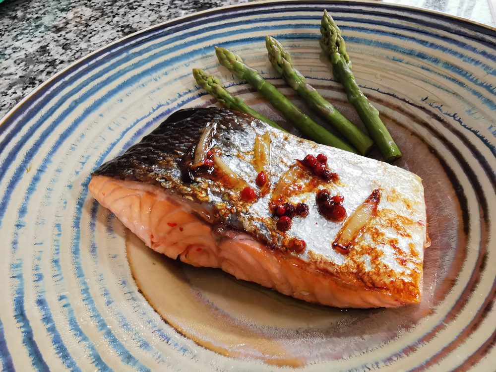 Salmone croccante con sciroppo d'acero