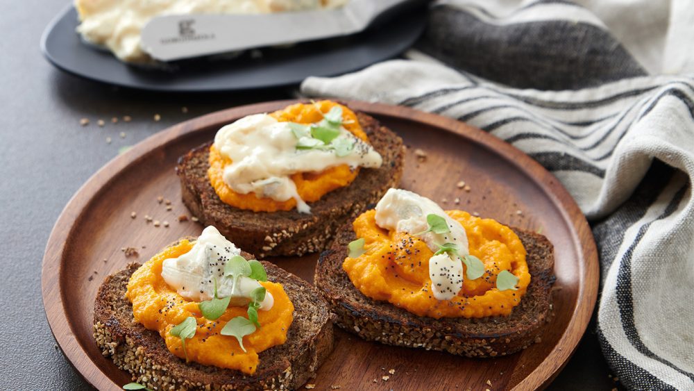 bruschetta con crema di gorgonzola