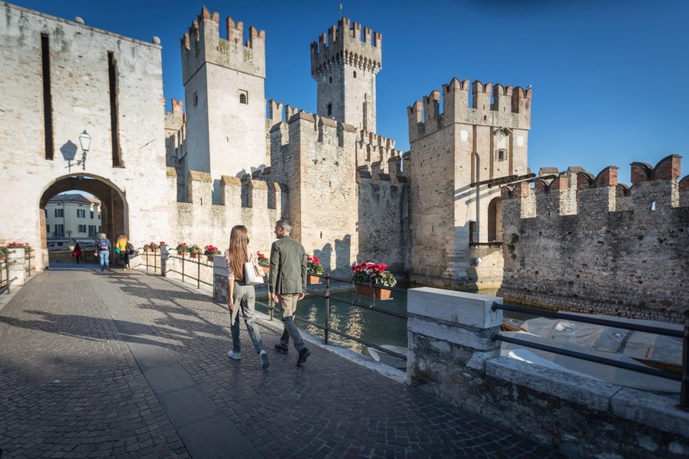 1 Rocca Scaligera di Sirmione
