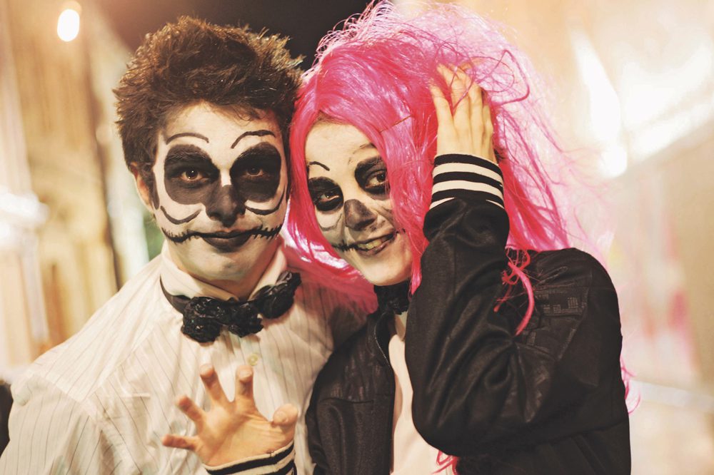 Halloween-dressing-up