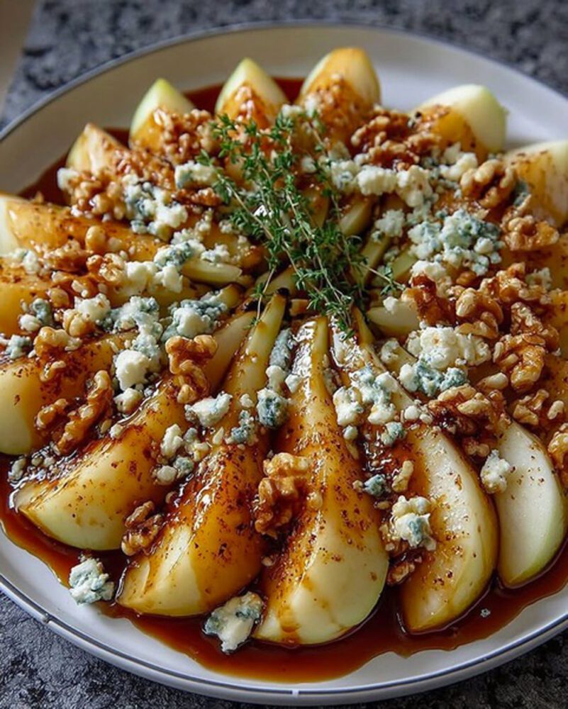 Pere con gorgonzola, noci e miele piccante