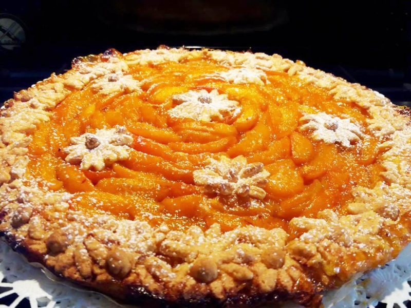 crostata di albicocche