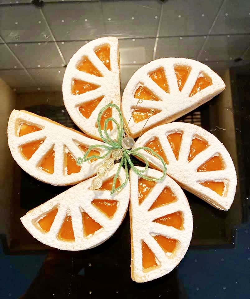 biscotti con marmellata di arance