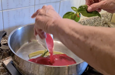 preparare la salsa di pomodoro