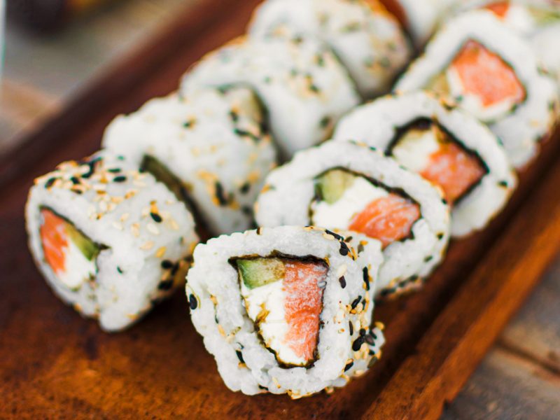 sushi-fatto-in-casa-uramaki