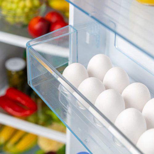 uova in frigorifero