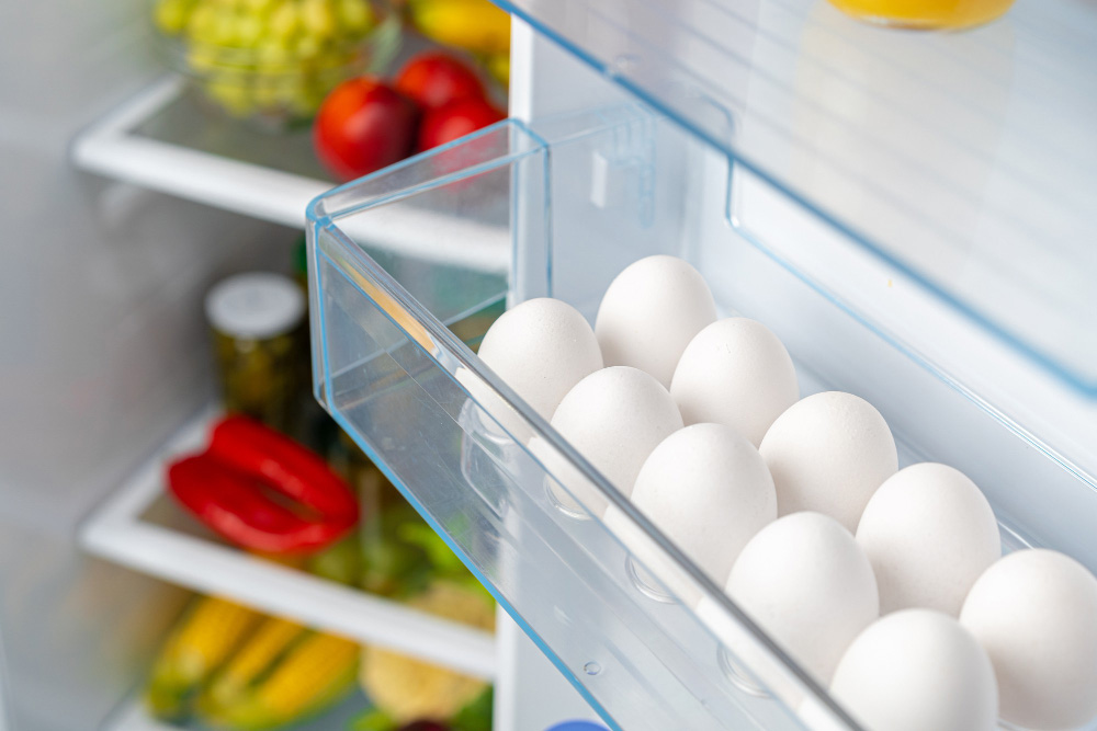 uova in frigorifero