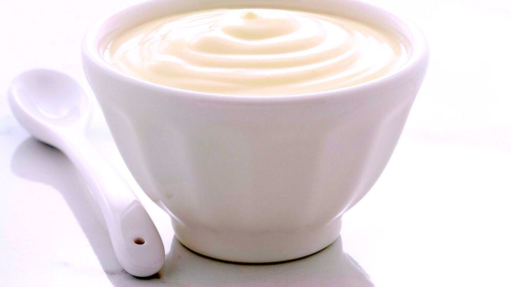 yogurt, tra gli alimenti base della gastronomia ebraica